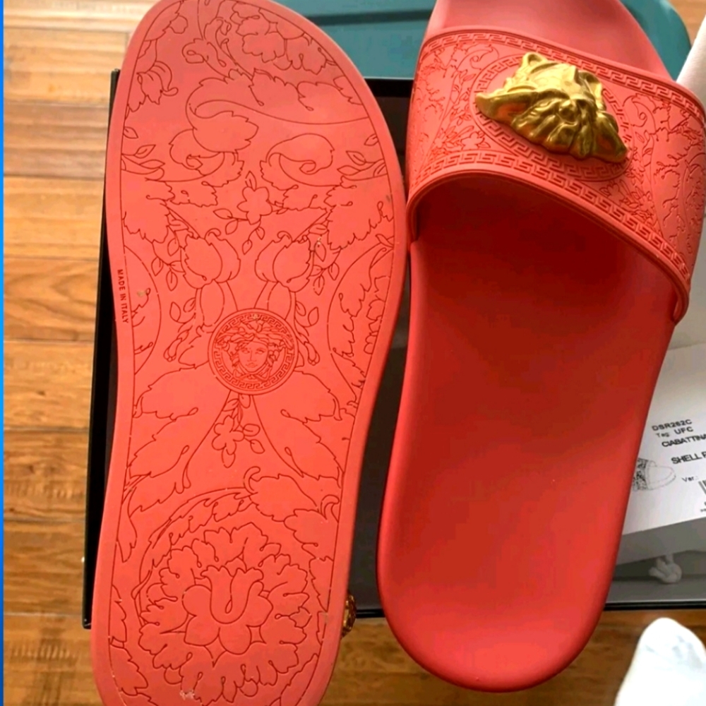 Medusa head versace slides